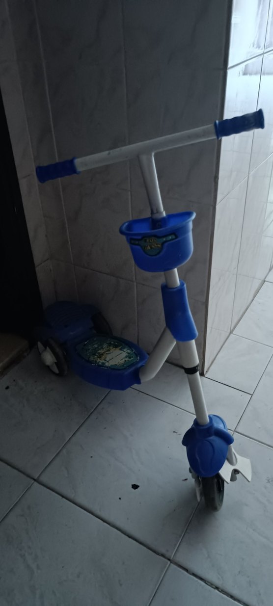 Mavi Çocuk Scooterı - Görsel 3