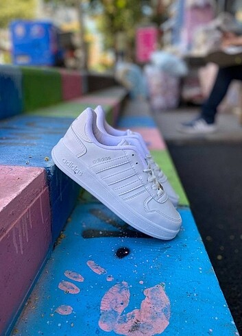 Adidas neo