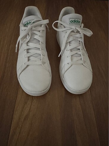 Adidas spor ayakkabı
