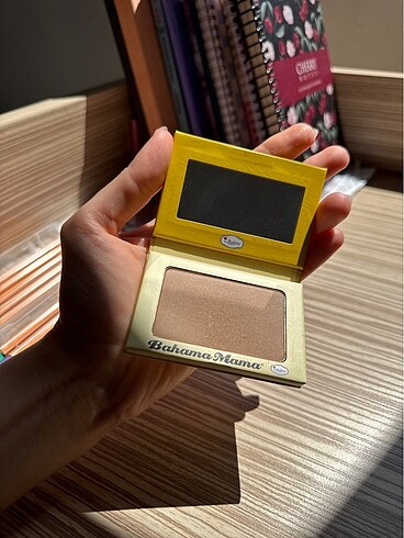 The Balm The Balm Bahama Mama Bronzer