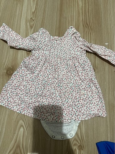 Bebek elbise yumuşacık