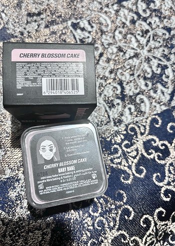 Huda beauty cherry blossom - Görsel 3