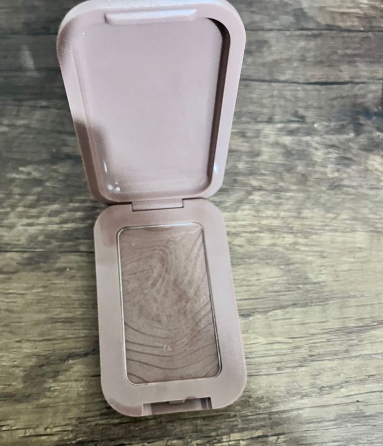 NYX Buttermelt Bronzlaştırıcı 3 deserve butta - Görsel 3