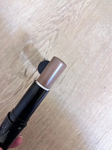 Flormar kontür 3 deep rengi