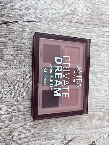 Astra Make up far paleti