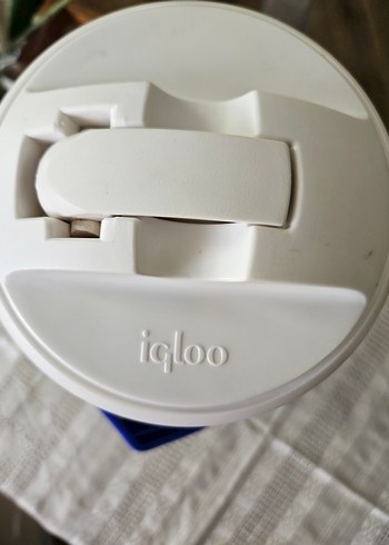 yeşil gövde, beyaz kapak ve taşıması kolay - Görsel 5