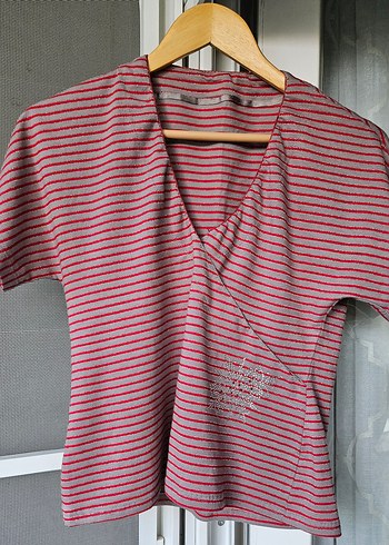 Kısa Kollu V Yaka kruvaze çizgili tshirt 36 beden