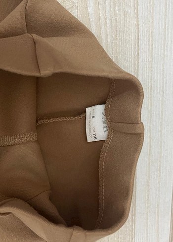 Zara kız çoçuk Bej Pilili Kumaş Pantolon - Görsel 3