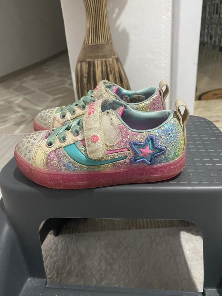 Kız Çocuk Renkli Bağcıklı ve Cırtlı Spor Ayakkabı - Görsel 2