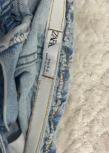 Zara Mickey ve Donald Baskılı Düğmeli Kız Kot Pantolon - Görsel 2