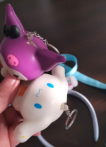 Hello Kitty Cinnamoroll 