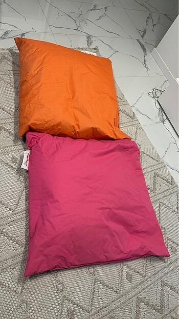 Beden 70x70 cm Armut Minder 2 adet fiyatıdır