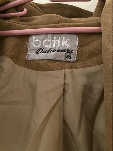 Taba rengi kapüşonlu kaban - Görsel 3