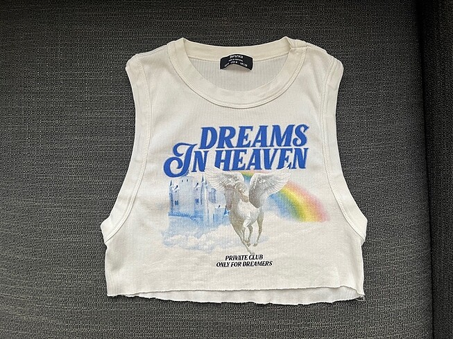 bershka beyaz baskılı crop top