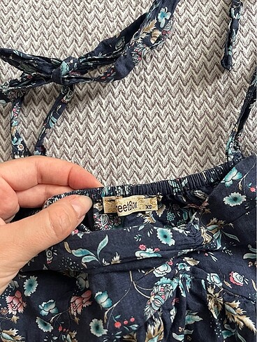 xs Beden vintage cicekli yazlık üst