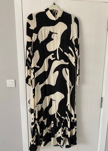 Siyah Beyaz Zebra Desenli Uzun Elbise