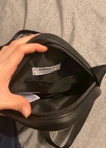 Orjinal adidas deri çanta - Görsel 4