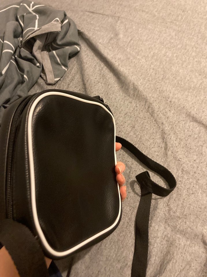 Orjinal adidas deri çanta - Görsel 5