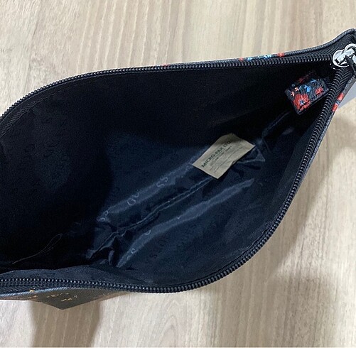 Guess Guess Çanta