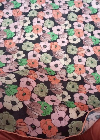 Çiçek Desenli Retro Kadın Fuları - Görsel 7