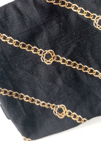 Altın Zincir Detaylı Minimalist eşarp fular - Görsel 3