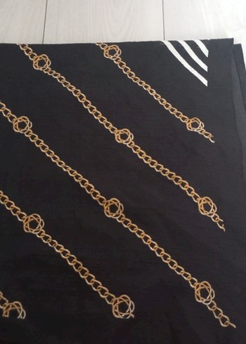 Altın Zincir Detaylı Minimalist eşarp fular - Görsel 7