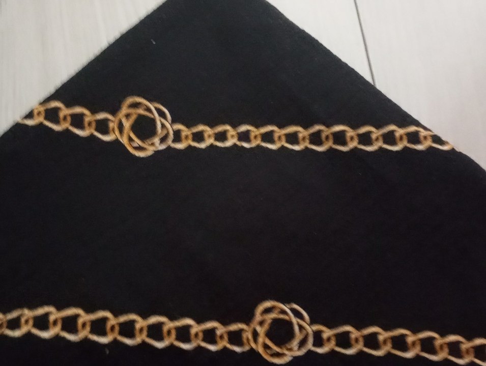 Altın Zincir Detaylı Minimalist eşarp fular - Görsel 4