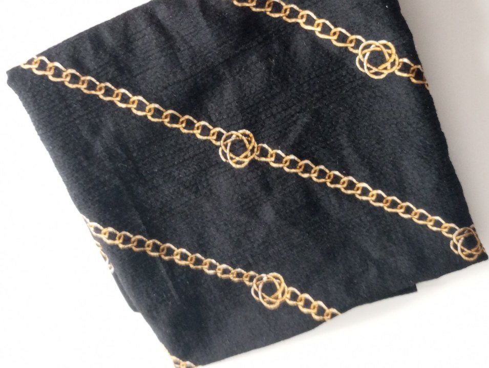 Altın Zincir Detaylı Minimalist eşarp fular - Görsel 3