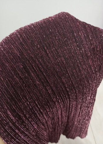 Parlak mürdum Pileli Kadın Fular - Görsel 4