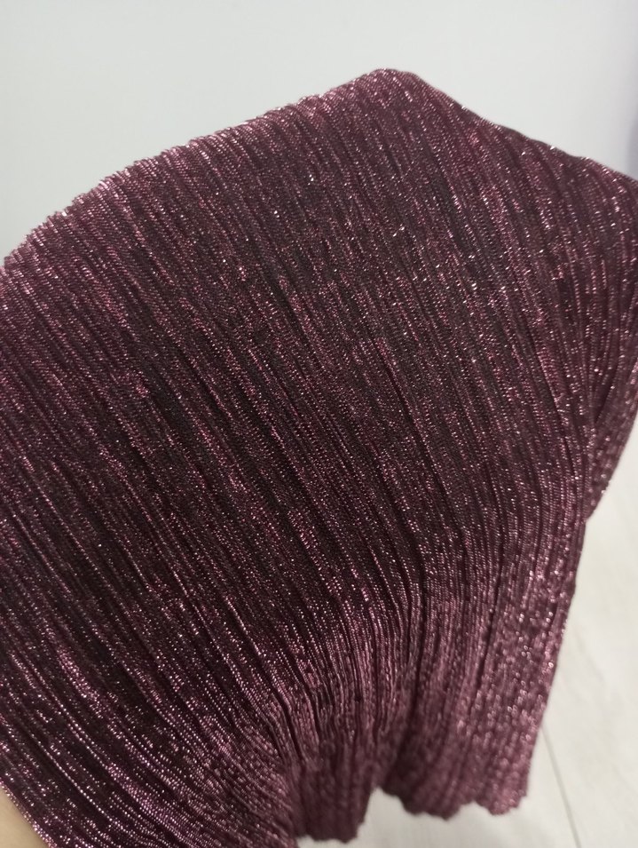 Parlak mürdum Pileli Kadın Fular - Görsel 4