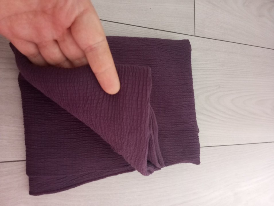 Kadın Keten Mor Pilili Eşarp - Görsel 3