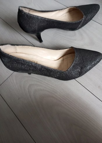 Siyah Yılan Desenli Pilili Stiletto - Görsel 4