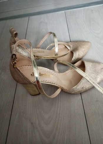 Bej Parlak Desenli Stiletto Topuklu Ayakkabı - Görsel 5