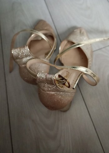 Bej Parlak Desenli Stiletto Topuklu Ayakkabı - Görsel 6