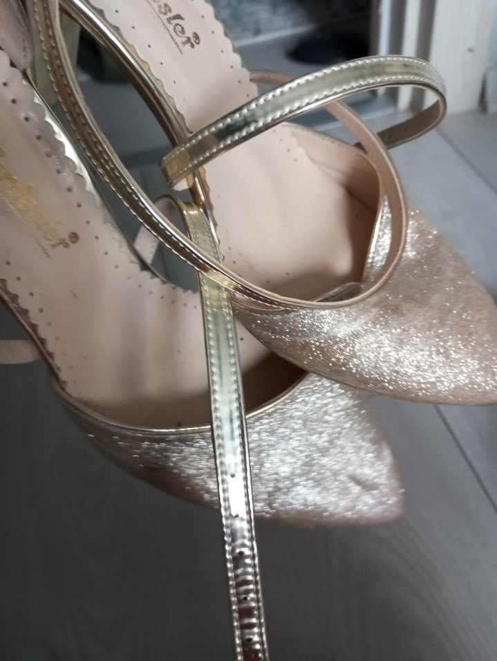 Bej Parlak  Desenli Stiletto Topuklu Ayakkabı - Görsel 4