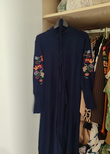 Nakışlı Uzun Kollu Kadın Tunik - Görsel 3