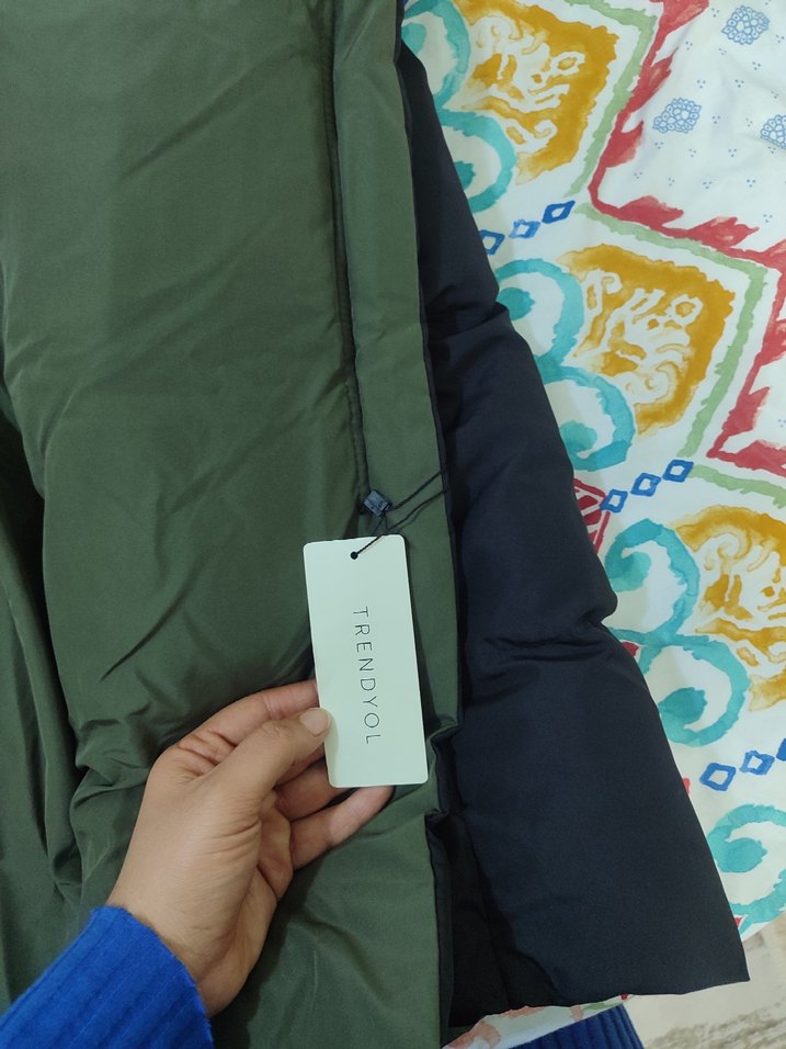 Kadın Çok Renkli Uzun Kışlık Kapüşonlu Mont - Görsel 2