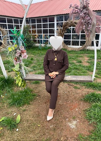 Düğmeli Kahverengi Kadın Uzun Takım Elbise - Görsel 5