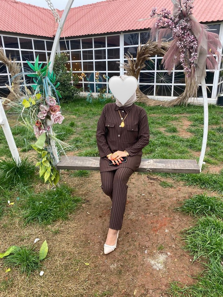 Düğmeli Kahverengi Kadın Uzun Takım Elbise - Görsel 5