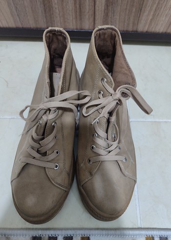 Bej Süet Kadın Dolgu Topuk Bot - Görsel 2