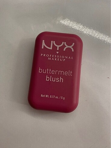 Nyx buttermelt blush allık 07 no
