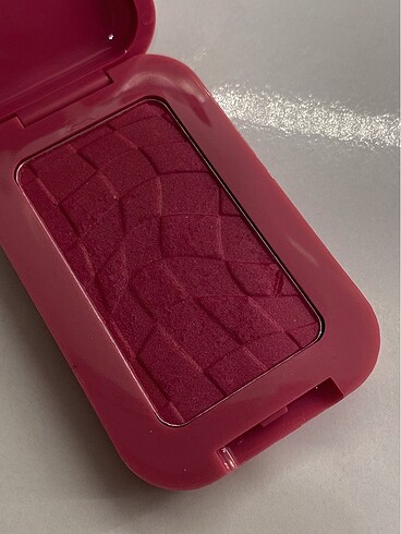 Beden Renk Nyx buttermelt blush allık 07 no