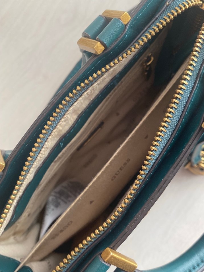 GUESS Yeşil Deri Kadın Çanta - Görsel 3