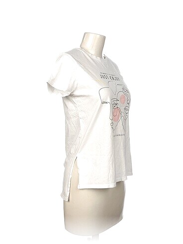 LC Waikiki LC Waikiki T-shirt %70 İndirimli.
