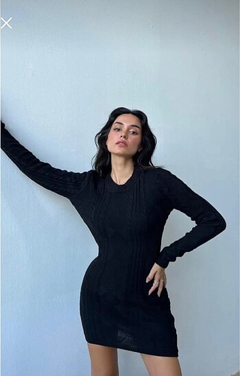 Zara Sırt dekolteli örgü elbise