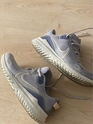 Nike free