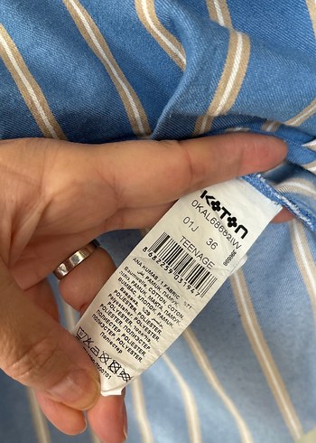 Mavi Çizgili V Yakalı Kadın Gömlek - Görsel 4