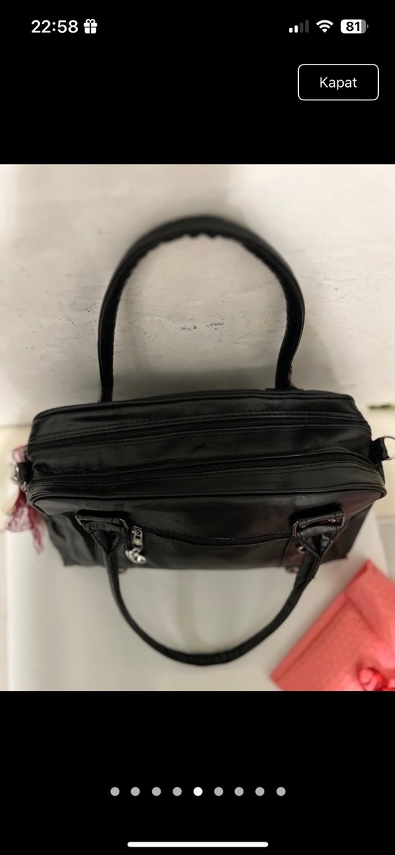 Zincir Detaylı Siyah Gotik Kadın Anahtarlık - Görsel 4