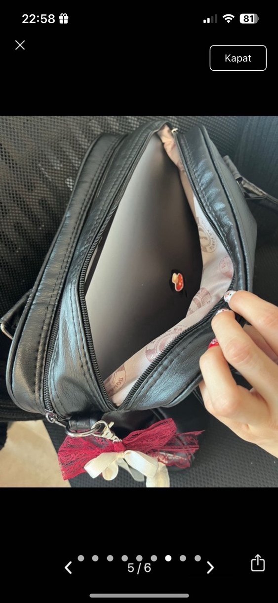 Zincir Detaylı Siyah Gotik Kadın Anahtarlık - Görsel 5