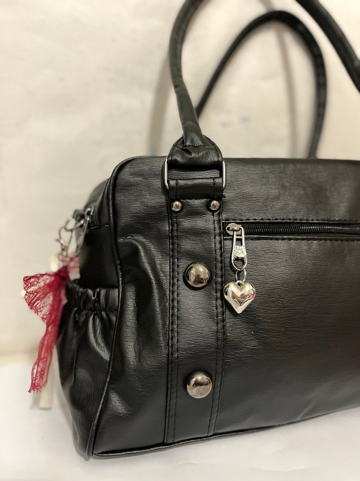 Orijinal ve yeni tasarım Lolita tarzı büyük siyah deri çanta - Görsel 4